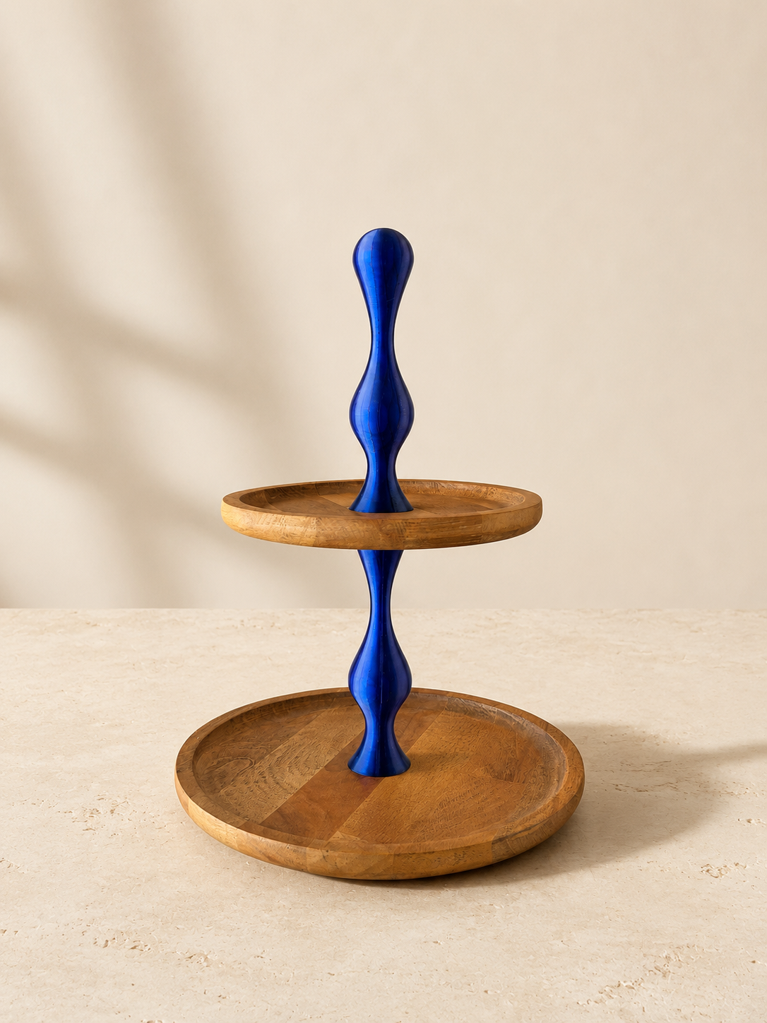Club Member No.01 — Gathering Pedestal